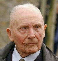 Décès : Julien GRACQ 27 juillet 1910 - 22 décembre 2007