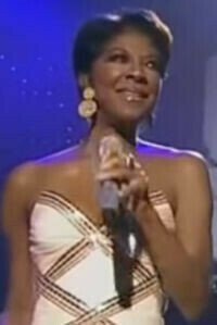 Inhumation : Natalie Cole 6 février 1950 - 31 décembre 2015