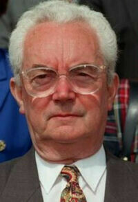 Disparition : Jean-Marie Girault 9 février 1926 - 1 mai 2016