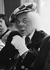 Funérailles : Oleg Popov 31 juillet 1930 - 2 novembre 2016