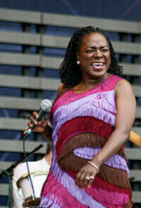 Décès : Sharon Jones 4 mai 1956 - 18 novembre 2016