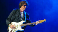 Décès : Jeff Beck 24 juin 1944 - 11 janvier 2022