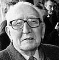 Inhumation : Pierre de La FOUCHARDIÈRE 7 avril 1920 - 10 octobre 2011